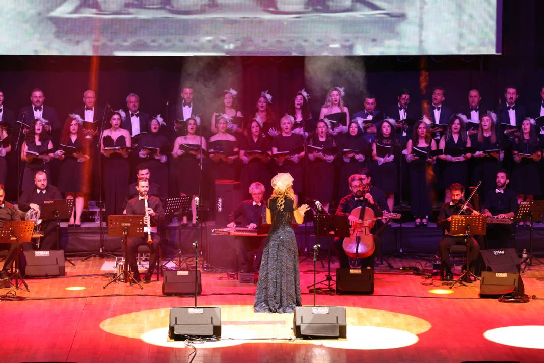 Zeki Müren şarkıları yürekleri titretti! Selçuklu’da alkışlar susmadı 8